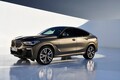 独BMW、新型「X6」を初公開。先代よりロー＆ワイドに進化