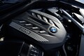 独BMW、新型「X6」を初公開。先代よりロー＆ワイドに進化