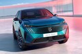 8年ぶり刷新！プジョー新型「3008」燃費も進化した、先進デザイン際立つ次世代SUV