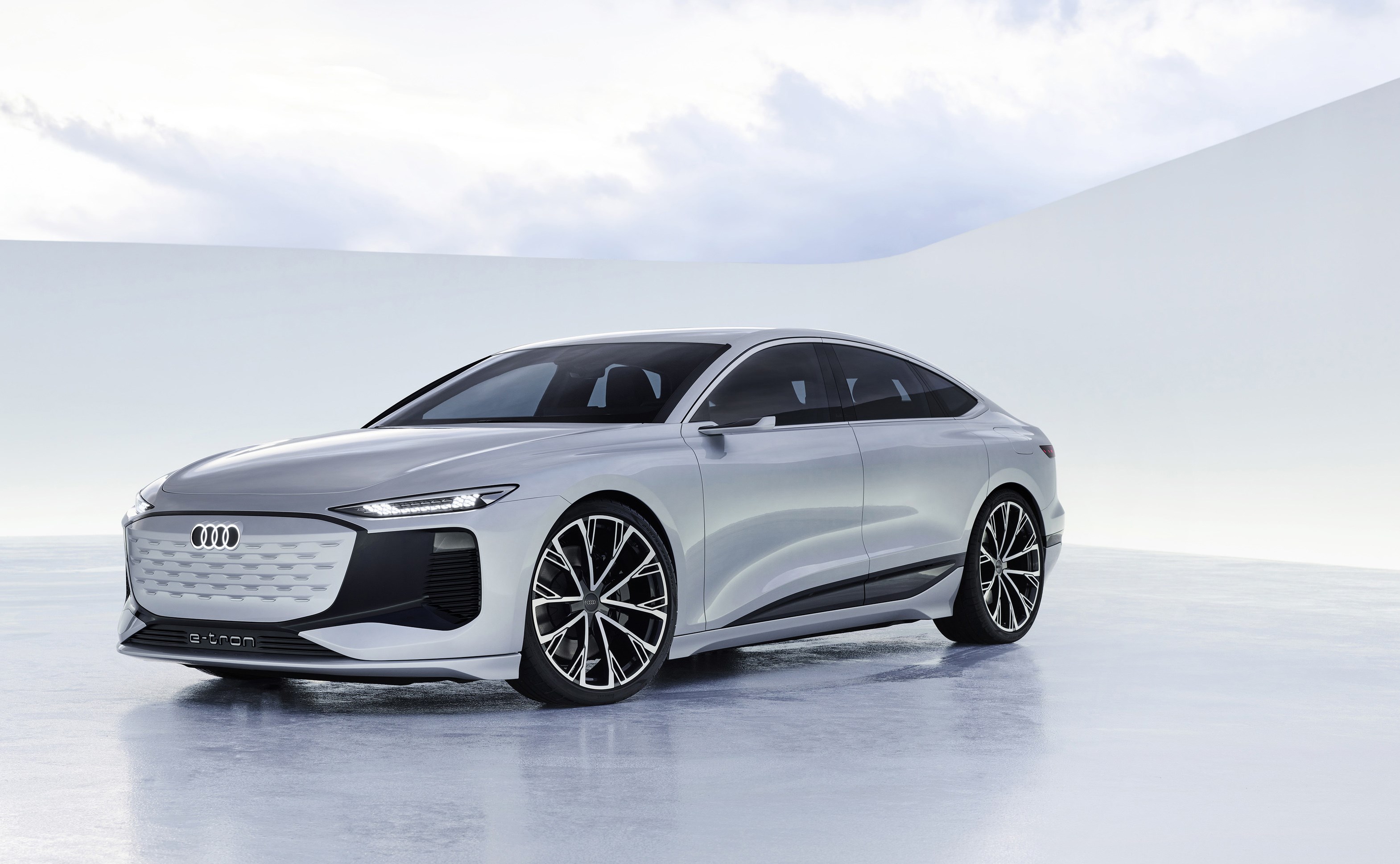 アウディが発表したe Tronの新顔 A6 E Tron コンセプト は0 100加速4秒切りのスポーツ性能 Carview 自動車情報サイト 新車 中古車 Carview