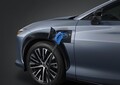 レクサス、BEV「RZ」発売。航続距離494km、価格880万円、500台限定車も