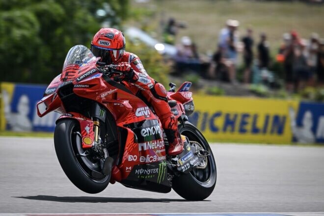 マルク・マルケスが今季8勝目。復帰マルティンは7位で完走／第12戦チェコGP