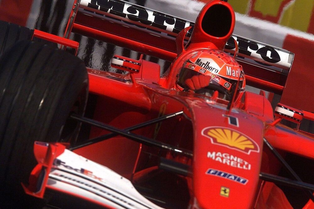 その額、26億円。皇帝シューマッハーの愛馬フェラーリF2001が高額落札。F1モナコGPやタイトル獲得を共にした貴重な個体