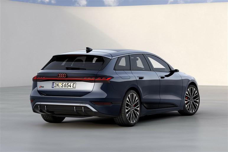 【アウディがスランプ脱出】テスラや欧州ブランド検討層が注目。「A6 eトロン」の完成度とコスパ