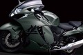 スズキのカッコ良さは“直線”にあり？　世界中のファンを魅了する スズキ“らしい”「バイクのデザイン」を紐解く