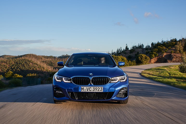 さらに大型化するBMW 3シリーズは定石通り走りと質感を高めてきた