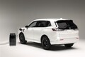 ホンダ「CR-V e:FCEV」世界初公開！ 発売は24年中。アウトドアもいける“万能燃料電池SUV”に