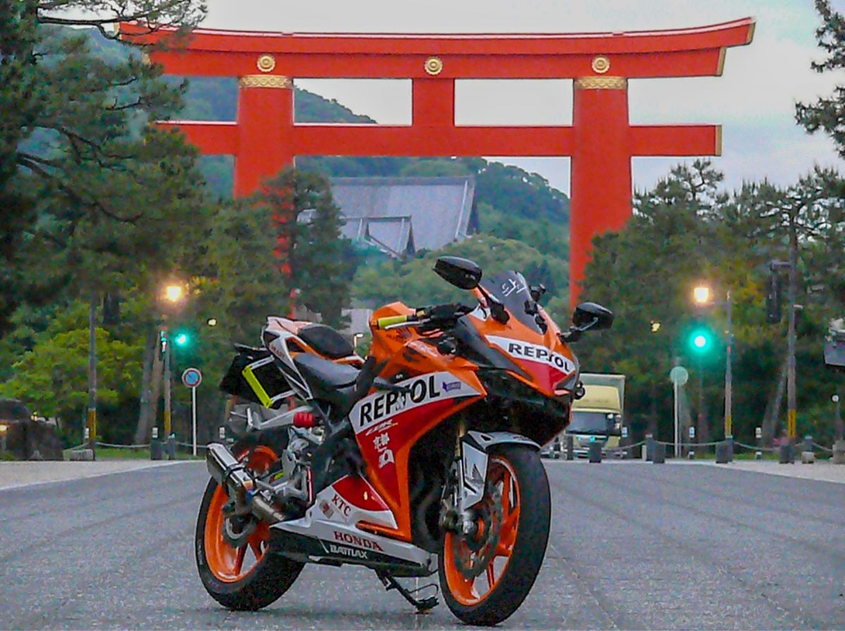 写真映えして愛車がいつもよりかっこいい とっておきのバイク撮影スポット特集 バイクブロス 自動車情報サイト 新車 中古車 Carview
