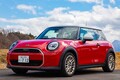 先代からの進化系4代目「ミニ クーパー」は、さらに大人のグランドツアラーへ