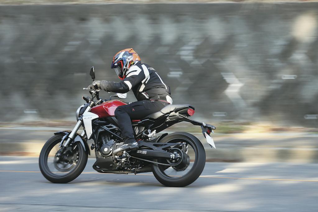 サバス250 ジェントルマン0 Cb250rで行く 話題のバイクで Go Go ニーゴー ツーリング Motorfan の写真 3ページ目 自動車情報サイト 新車 中古車 Carview