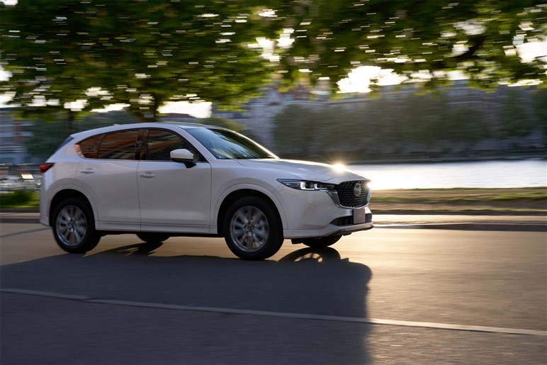 多彩な特別仕様車盛りだくさん マツダ「CX-5」のグレード選びは悩ましい