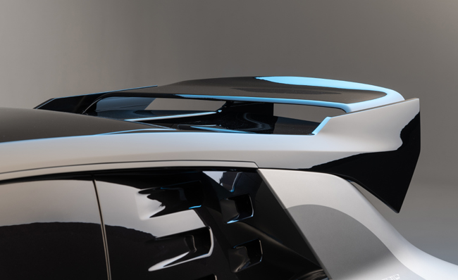 日産デザインヨーロッパがデザインセンター設立20周年を記念して企画した新コンセプトカーの「コンセプト20-23」を披露