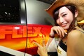 【オートサロン2017】ブースから移動したくなくなるほどの美人揃い！　FLEXキャンギャル画像