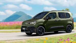 フィアット「ドブロ」特別なグリーンをまとった限定車 イタリアンコーヒー楽しめる特典も