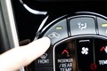「知らないと損！」 真夏の車内“どう快適に？” 「内気循環」と「外気導入」使い分けのコツは？ 分かりやすく解説！