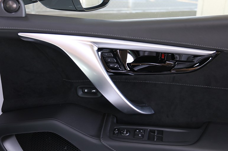 NSX2019モデルは限界性能を高めたが、牙を抜かれて丸くなった寂しさもある