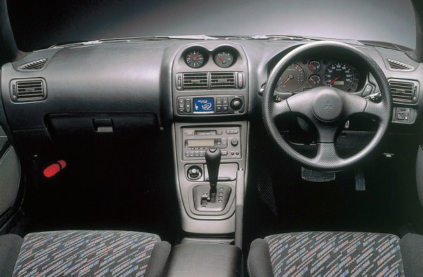 まだ値上がりしていないけど 将来値上がりしそうなスポーツカーたち ベストカーweb 自動車情報サイト 新車 中古車 Carview