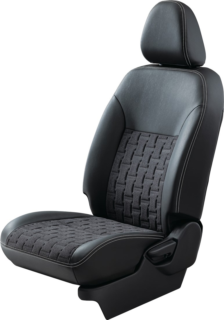 デリカミニの価格は180万円からとライバルより高めの設定。購入時の注意点は？