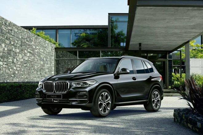 BMWの先駆的SAV『X5』に、3列7名乗車を実現した期間限定生産車“PLEASURE³ EDITION”が登場