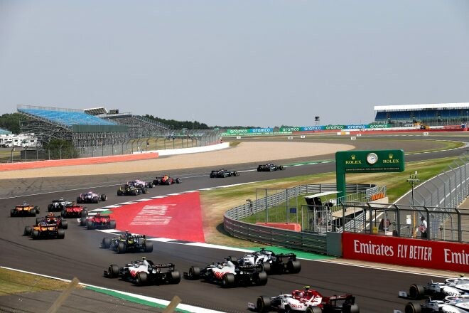 F1初のスプリント予選導入のイギリスGP、タイムスケジュールを大幅に変更。金土は夕方開催へ