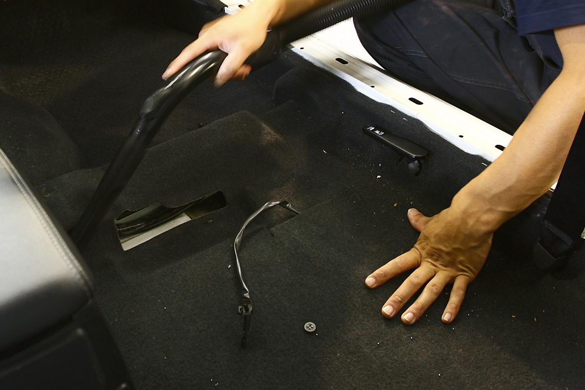 たとえお金に余裕があってもちょっと待て 大きなクルマを買って初めてわかる 困りごと ７つ Web Cartop 自動車情報サイト 新車 中古車 Carview