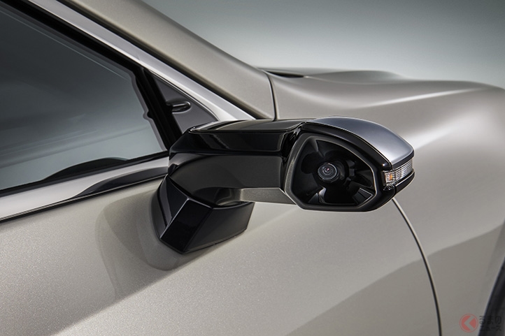 レクサスが10月発売の新型ESに量産車世界初ミラーレス採用