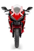 世界初公開となった「ホンダCBR500R」の“その中身”！【詳細スペック】