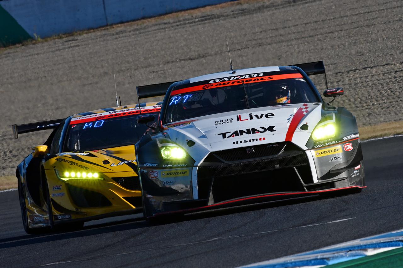 オープニング 大放出セール スーパーGT300 56号車 Realizeミニカー優勝