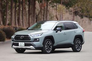 SUVのタフさと先進感を両立！　新型トヨタRAV4の内外装を徹底チェック