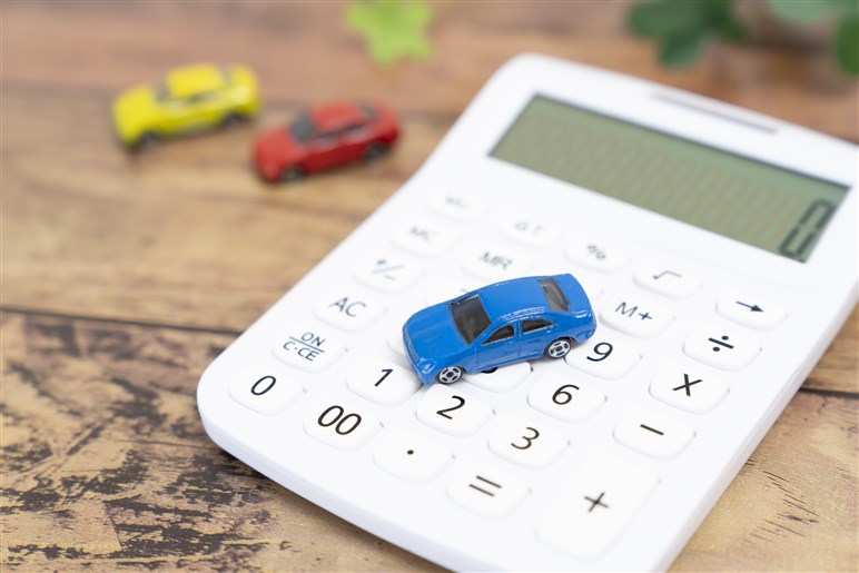 ディーラーで自動車ローンを組むと金利は高いのか？ローンの選択肢と審査のコツ【購入ガイド】