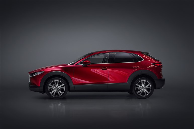 エンジンやグレード選びが悩ましい！　マイチェンしたマツダ CX-30のおすすめは？