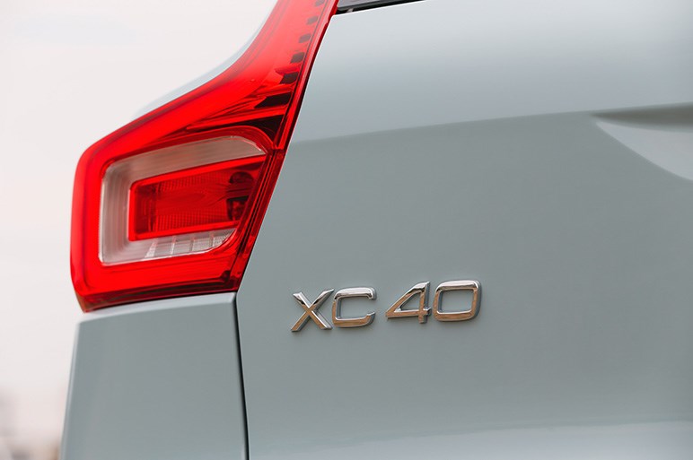 好調ボルボXC40に新たにT4エンジンを追加。長い納車待ち以外に欠点はない？