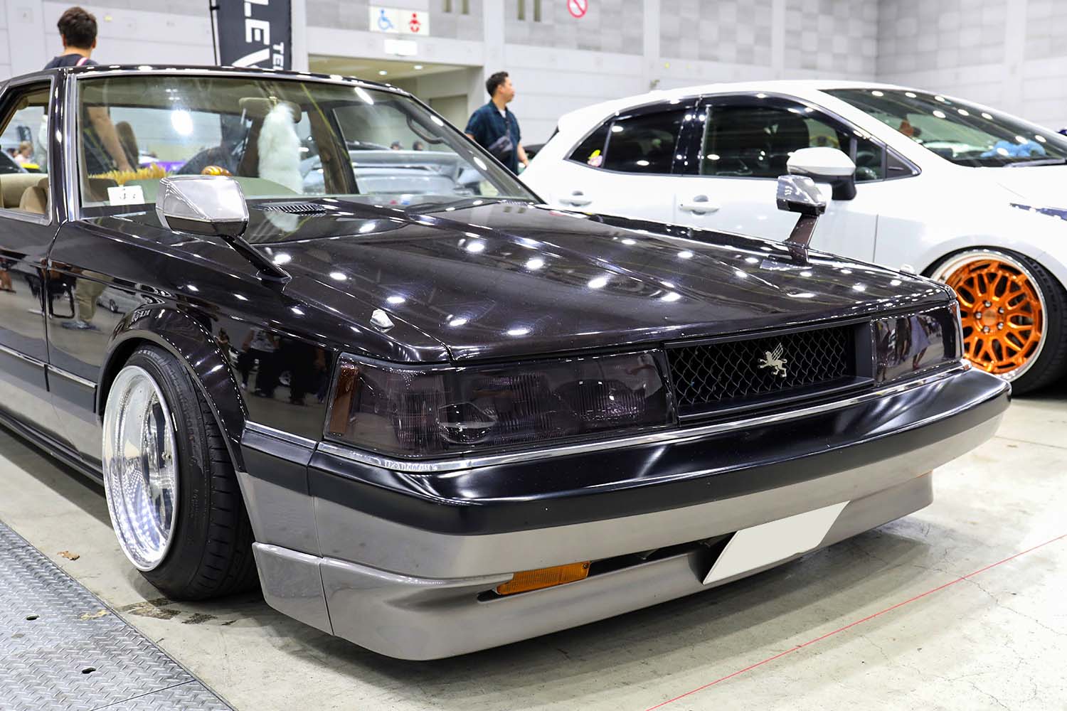 トヨタ初代「ソアラ」をシャコタン仕様で不良っぽく…ゴルフや