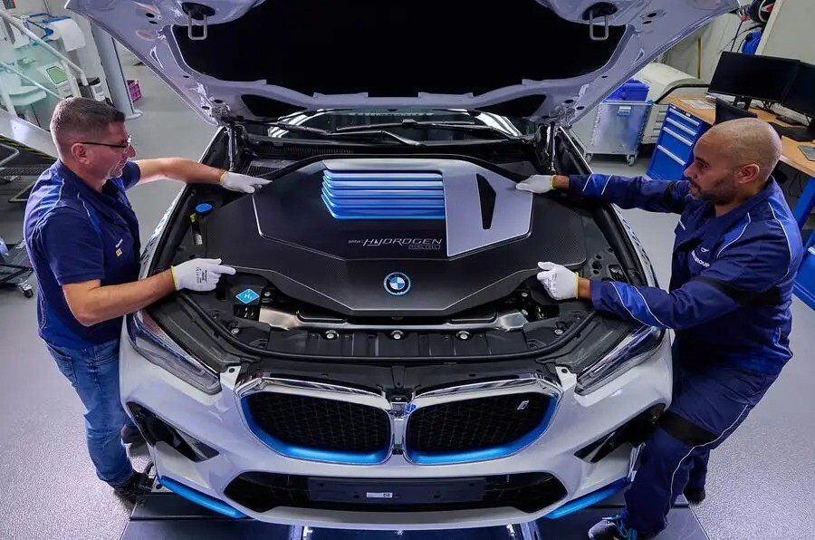燃料電池は「オワコン」ではない　水面下で進むFCEV復活　BMW、トヨタも参戦