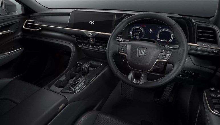 【お求めやすい価格？】クラウン スポーツに520万円の「スポーツ G」と70周年記念車「スポーツ Z THE 70th」追加