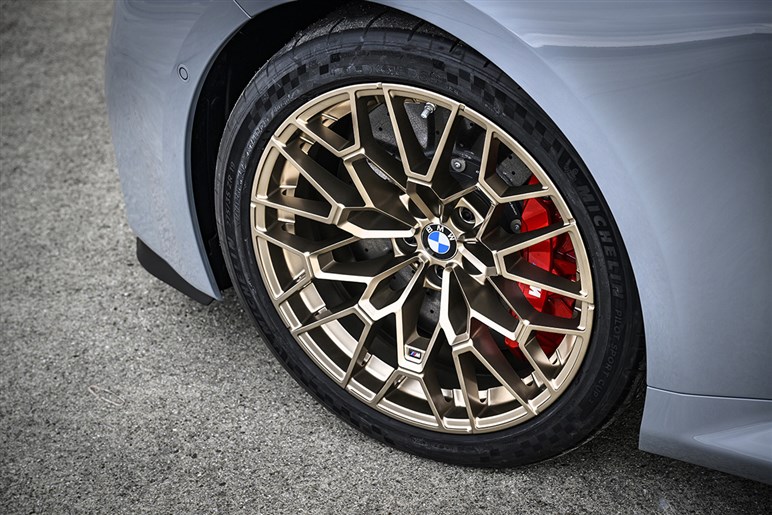 【最新“M”の衝撃】BMW新型「M2 CS」が世界最速コンパクトに。530馬力/650Nmの最強2シリーズは今夏登場予定
