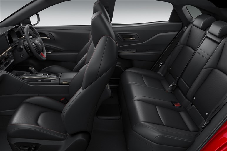 【お求めやすい価格？】クラウン スポーツに520万円の「スポーツ G」と70周年記念車「スポーツ Z THE 70th」追加