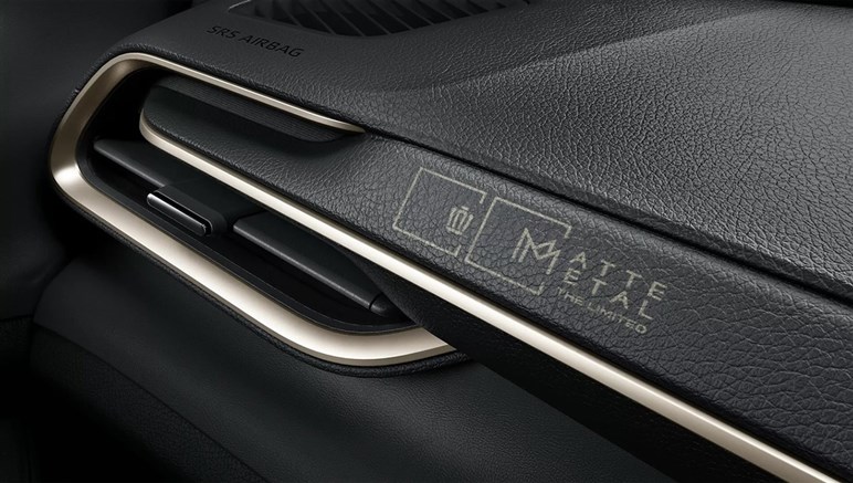 【お求めやすい価格？】クラウン スポーツに520万円の「スポーツ G」と70周年記念車「スポーツ Z THE 70th」追加