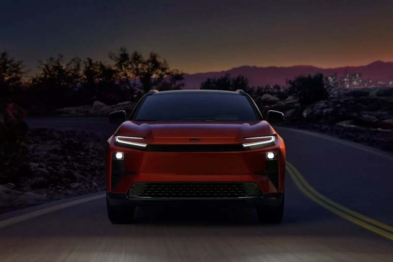 スバルの新型EV「アンチャーテッド」7月17日発表。ティザー初公開、トヨタ「C-HR＋」姉妹車の可能性大
