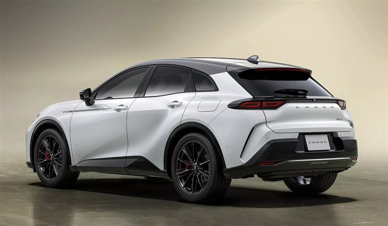 【お求めやすい価格？】クラウン スポーツに520万円の「スポーツ G」と70周年記念車「スポーツ Z THE 70th」追加