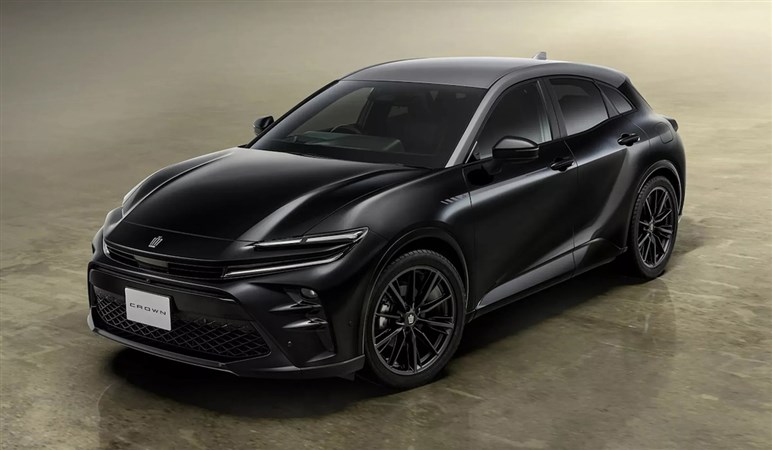 【お求めやすい価格？】クラウン スポーツに520万円の「スポーツ G」と70周年記念車「スポーツ Z THE 70th」追加