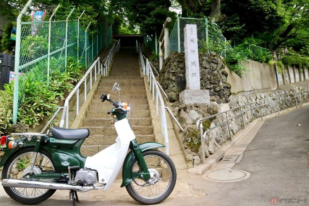 バイクで往く城跡巡り　JR「赤羽駅」近くの「稲付城跡」には静謐な空間が広がっていた