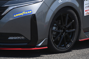 モータースポーツにオールシーズンタイヤを投入の驚き！　グッドイヤーが「フォーミュラジムカーナ」に100本ものタイヤを協賛するワケ
