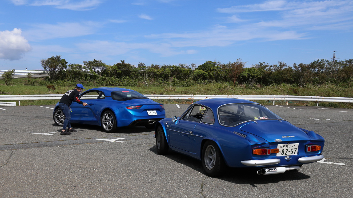 アルピーヌa110の魅力を動画で味わう Le Volant Carsmeet Web 自動車情報サイト 新車 中古車 Carview