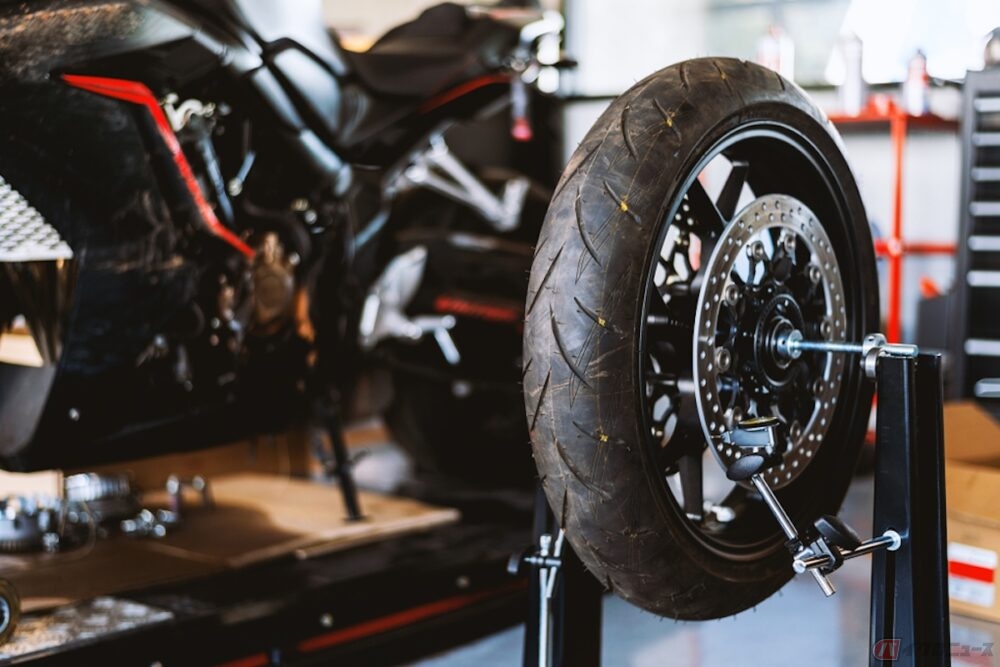 新品タイヤは滑る タイヤの皮むきは必要なのか バイクのニュース 自動車情報サイト 新車 中古車 Carview