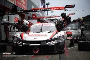 STANLEY山本尚貴、タイヤ無交換の奇策で3位も「賭けとしては失敗」。引退伊沢拓也の声かけに涙止まらず