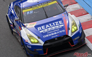 王座まであと1台!!　GT-Rとポルシェの堂々バトルに手に汗握る　「悔しさ」感じるのもハイレベルの証なのか？