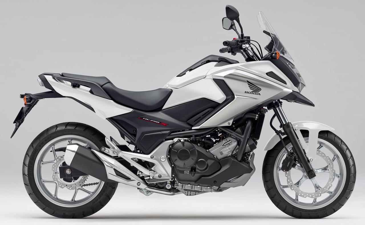 ホンダ新型 Nc750x は旅バイクとしての魅力を全方位でアップ Dctの完成度にも注目したい 太田安治の21年モデル乗り味予測 Webオートバイ 自動車情報サイト 新車 中古車 Carview