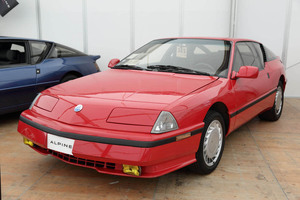 【ディエップ現地取材】幻の「4WD版GTA」から創業者レデレの原点まで。未来のアルピーヌ公式博物館、その“序章”を見る