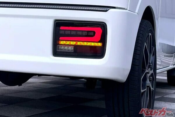 スズキ・エブリイ用「INTEC フルLEDテールランプ」登場